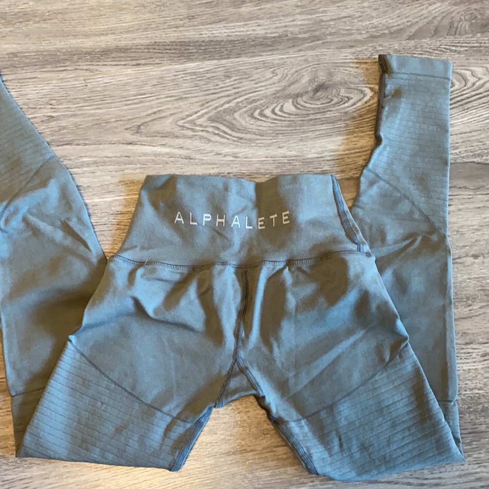 Alphalete Revival Leggings